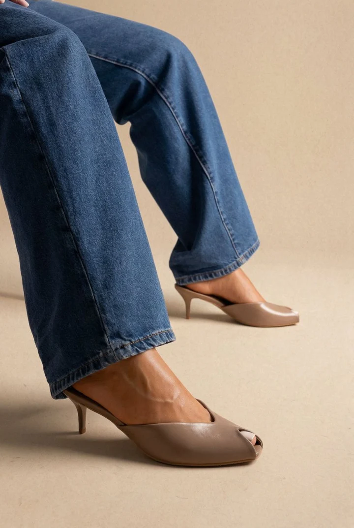 peep-toe-mules-kitten-heel-taupe-matte-stephan-thefashionprojectgr-5585655.jpg