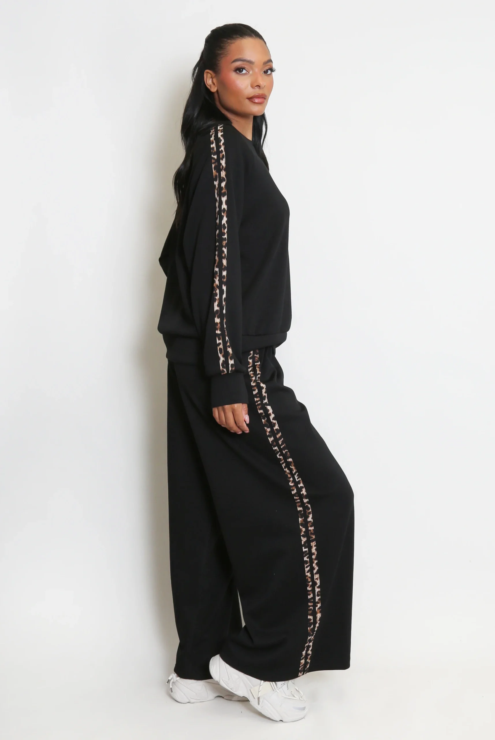 Black-Co-Ord-Leopard-stripes-3__71328